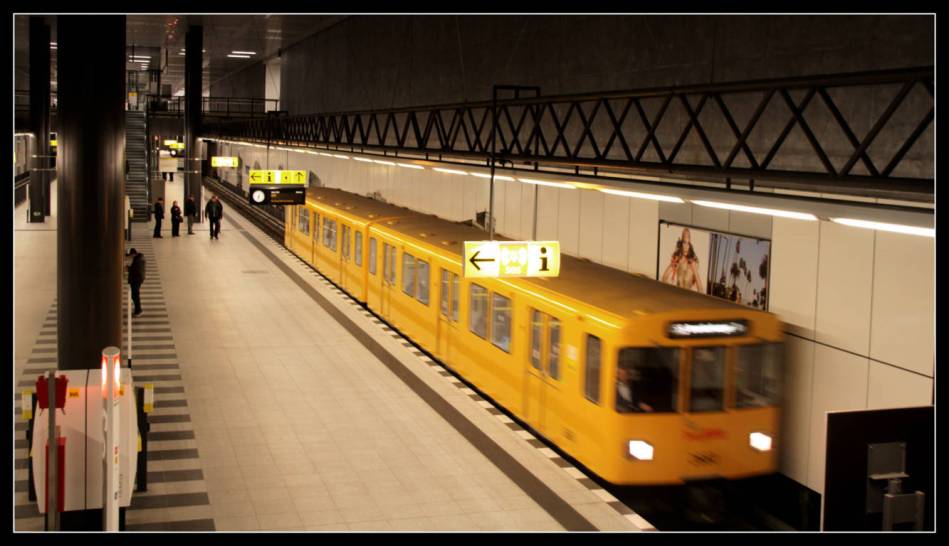 Hauptbahnhof 01-9